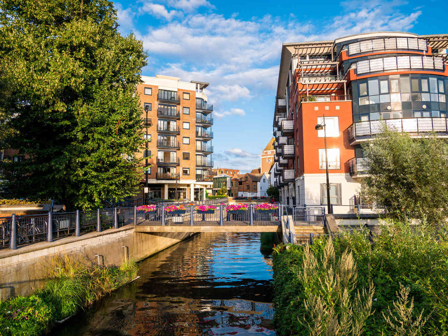 Kingston Gate, Greater London